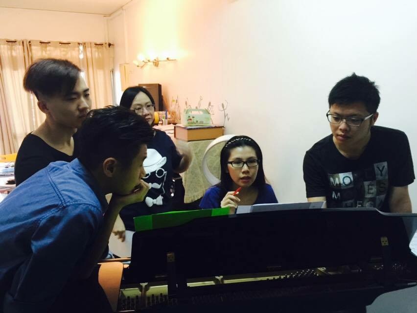 Easy Pop Piano Music Class (popular music) in Klang by ching jin ann